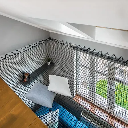 Corner Apartament