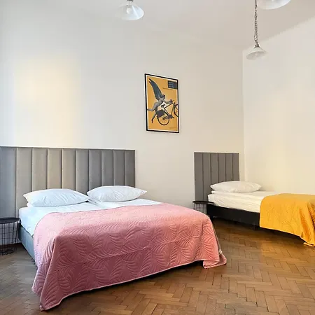 Corner Apartament *