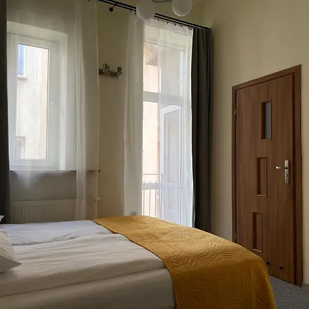 Apartament Corner *