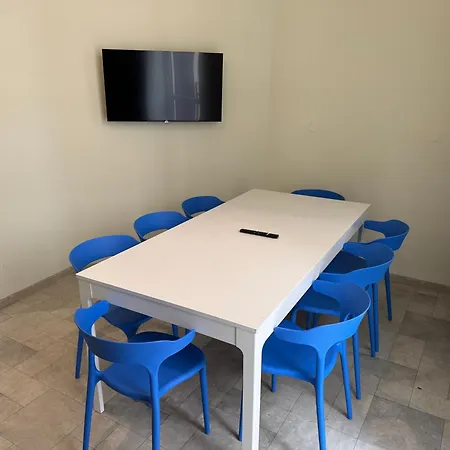 Corner Apartament *
