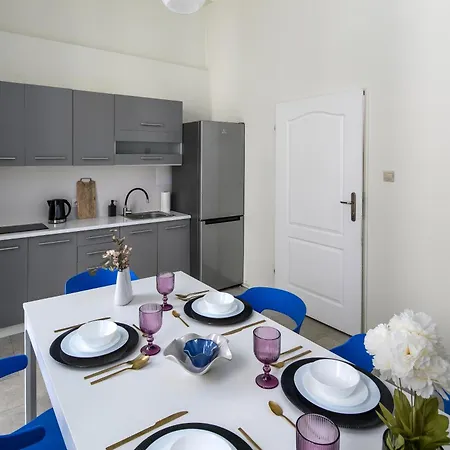 Corner Apartment Krakau